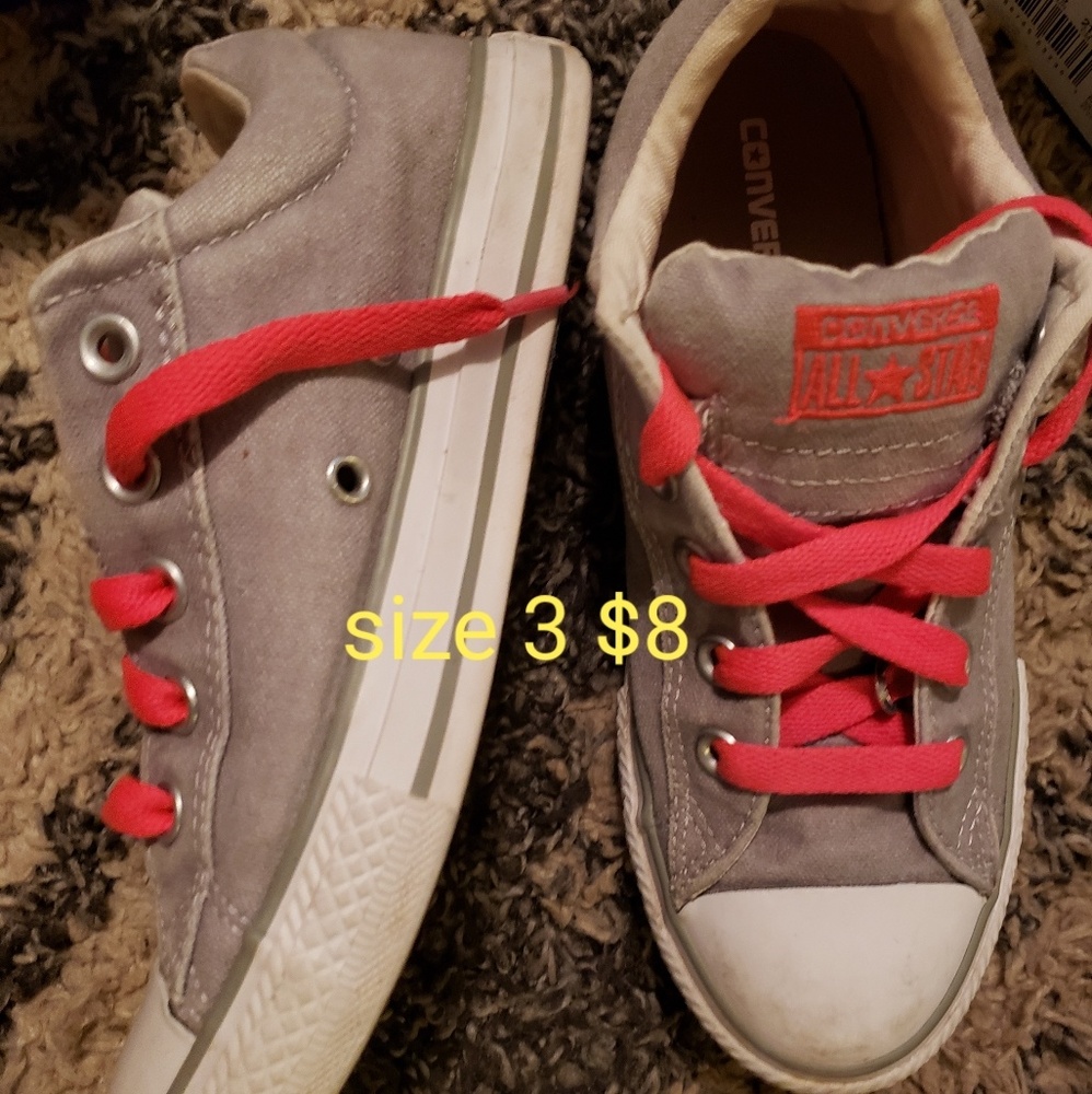 Girl's Converse